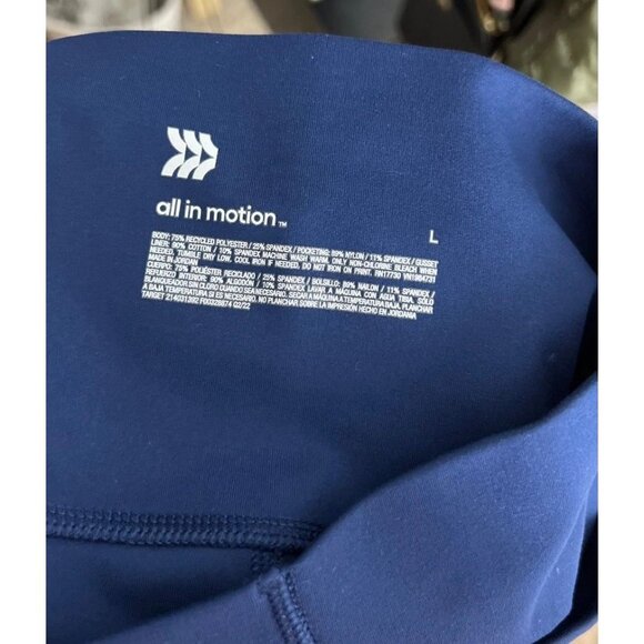 All in Motion Navy Blue High Rise Crisscross Side Leggings & Bra Size L Women’s - Picture 4 of 10